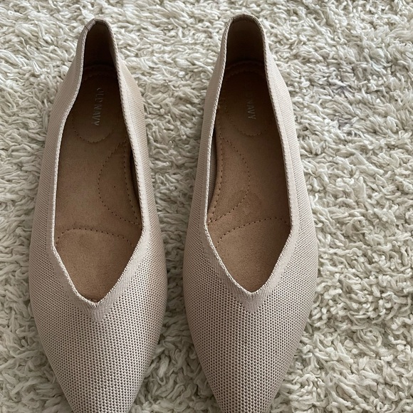 Old Navy Women's Flat shoes - Picture 4 of 6